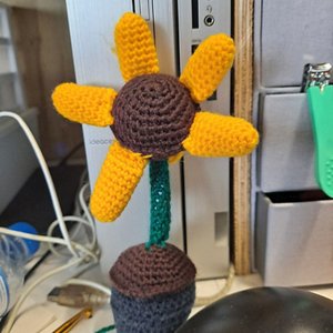 sunflower amigurumi tester photo